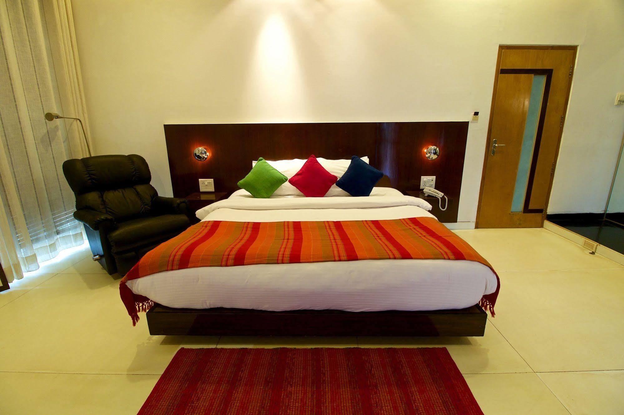 360° Beach Retreat Candolim Luaran gambar